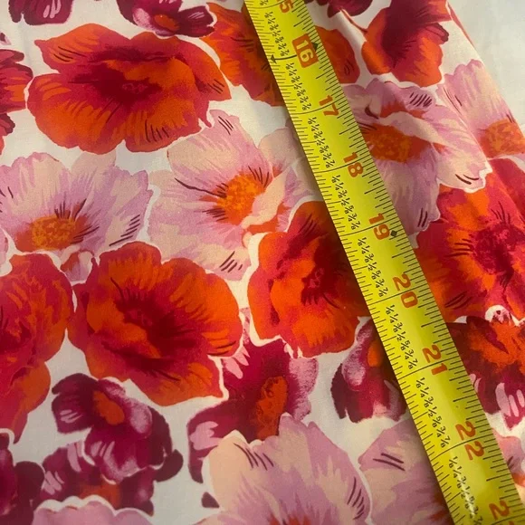 ENTRO Floral Puff Sleeve Blouse / Pink and Red/ Size M - Picture 8 of 8